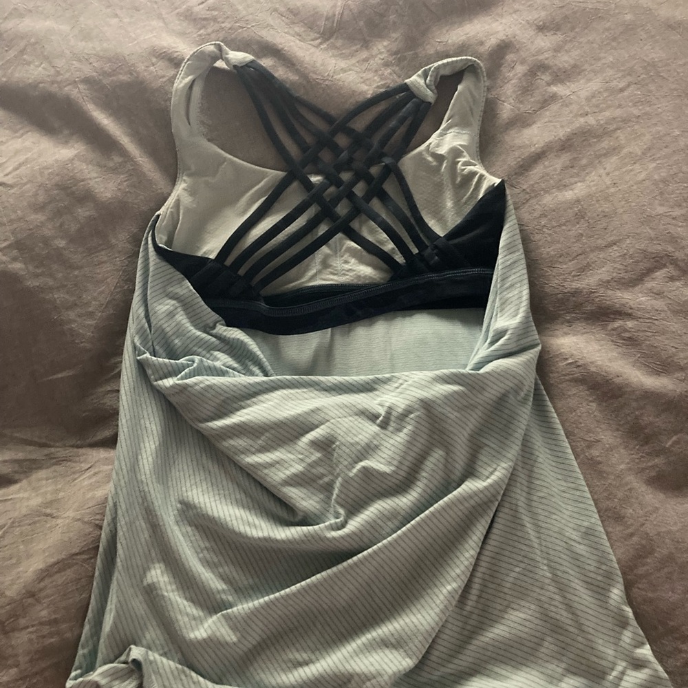 Lululemon, size 6
